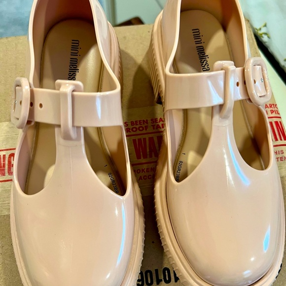 Mini Melissa Kid’s Shoes - Picture 2 of 3